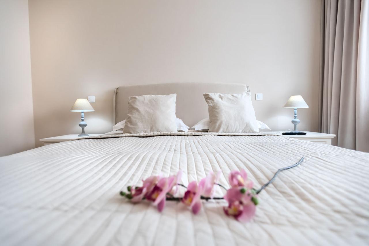 Cosmopolit Booking Braşov Eksteriør billede
