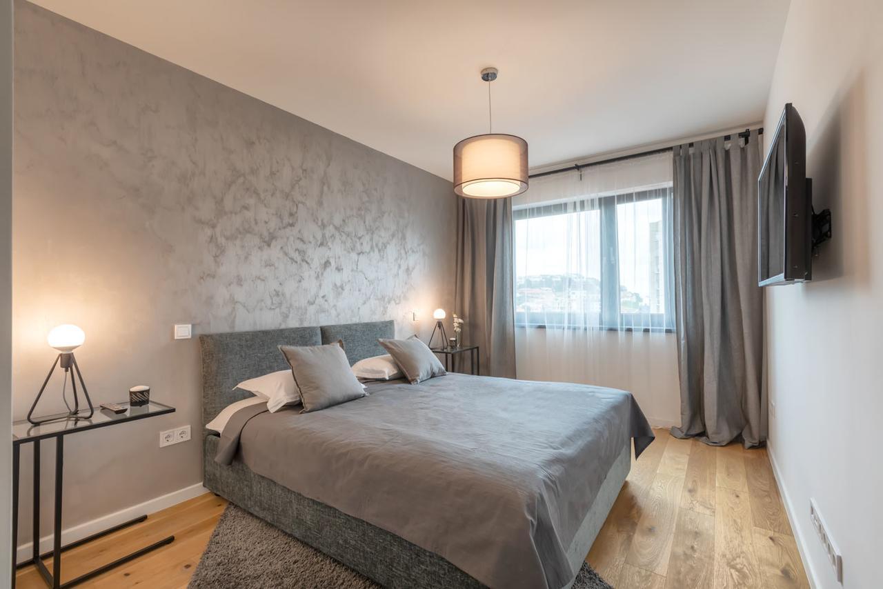 Cosmopolit Booking Braşov Eksteriør billede